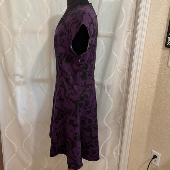 Covington Cap Sleeve Purple And Black Flare Dress, Size Large - Picture 5 of 9